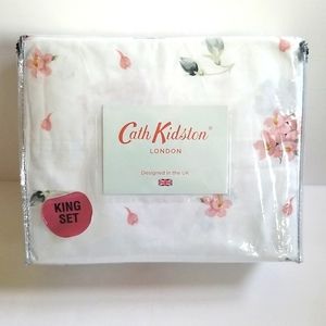 Cathy Kidston Pembroke Rose KING sheets set (fitted sheet missing) *like New